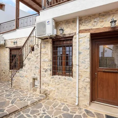 Luxury Limnes Limnai